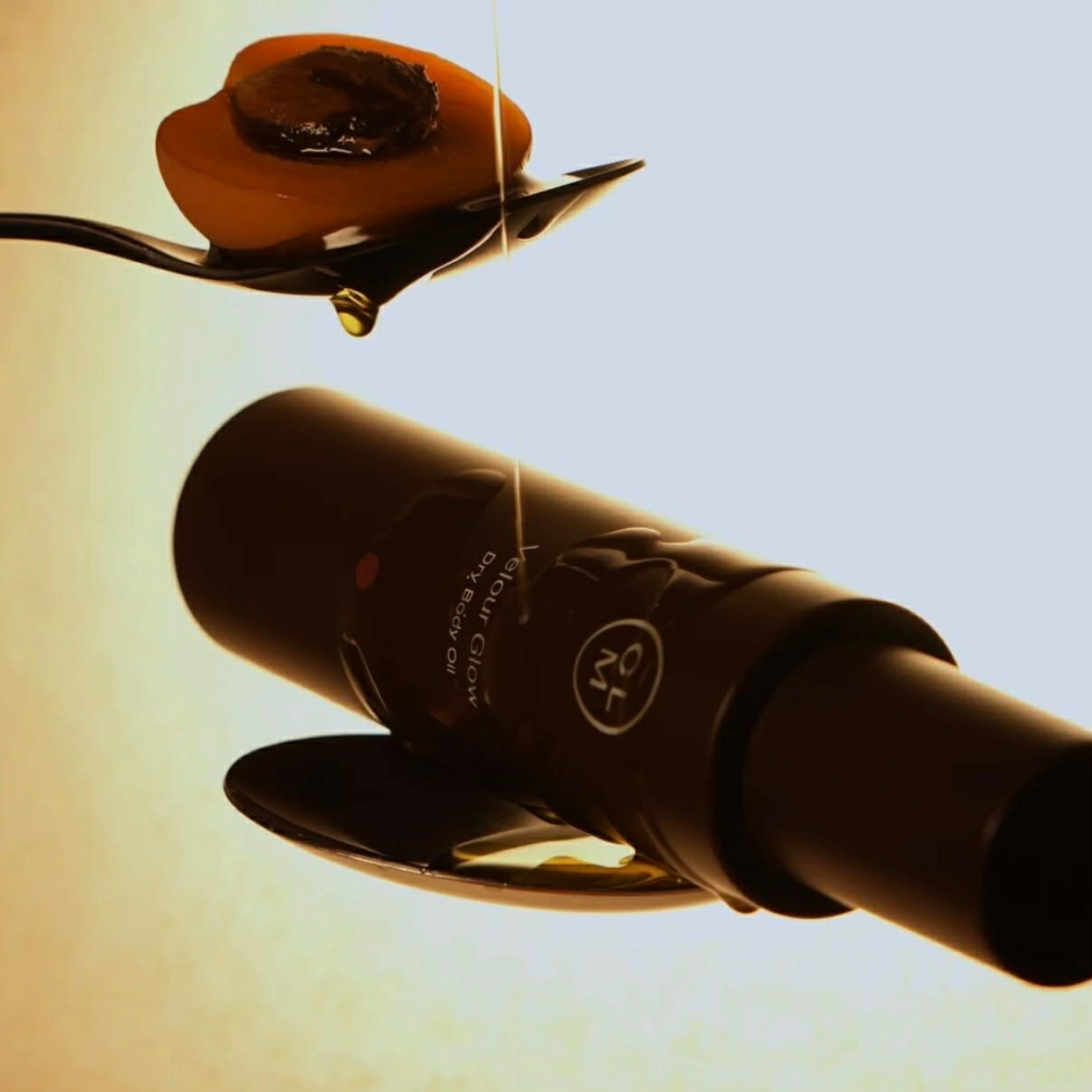 Odżywczy i szybko wchłaniający się krem do rąk